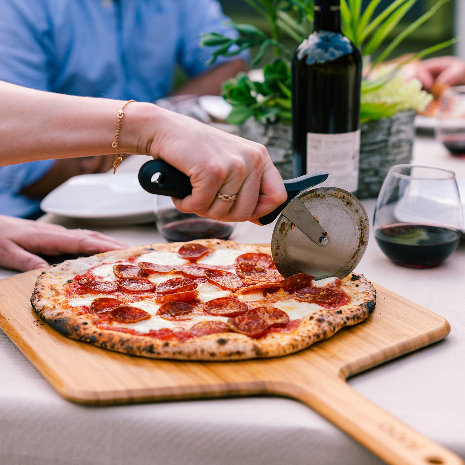 Ooni Pizzaschieber Aluminium 16" + Pizzaschneider