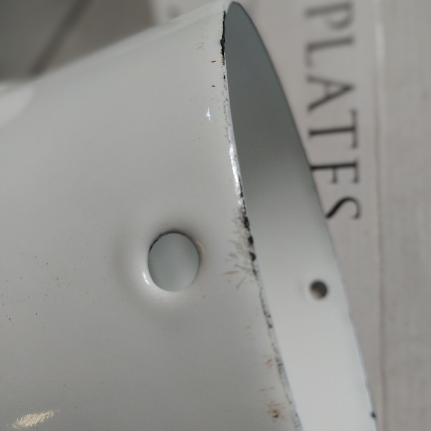 Raik Rauchrohrbogen / Ofenrohrbogen Emaille 130mm - 90° Bogen gerippt Weiß B-Ware