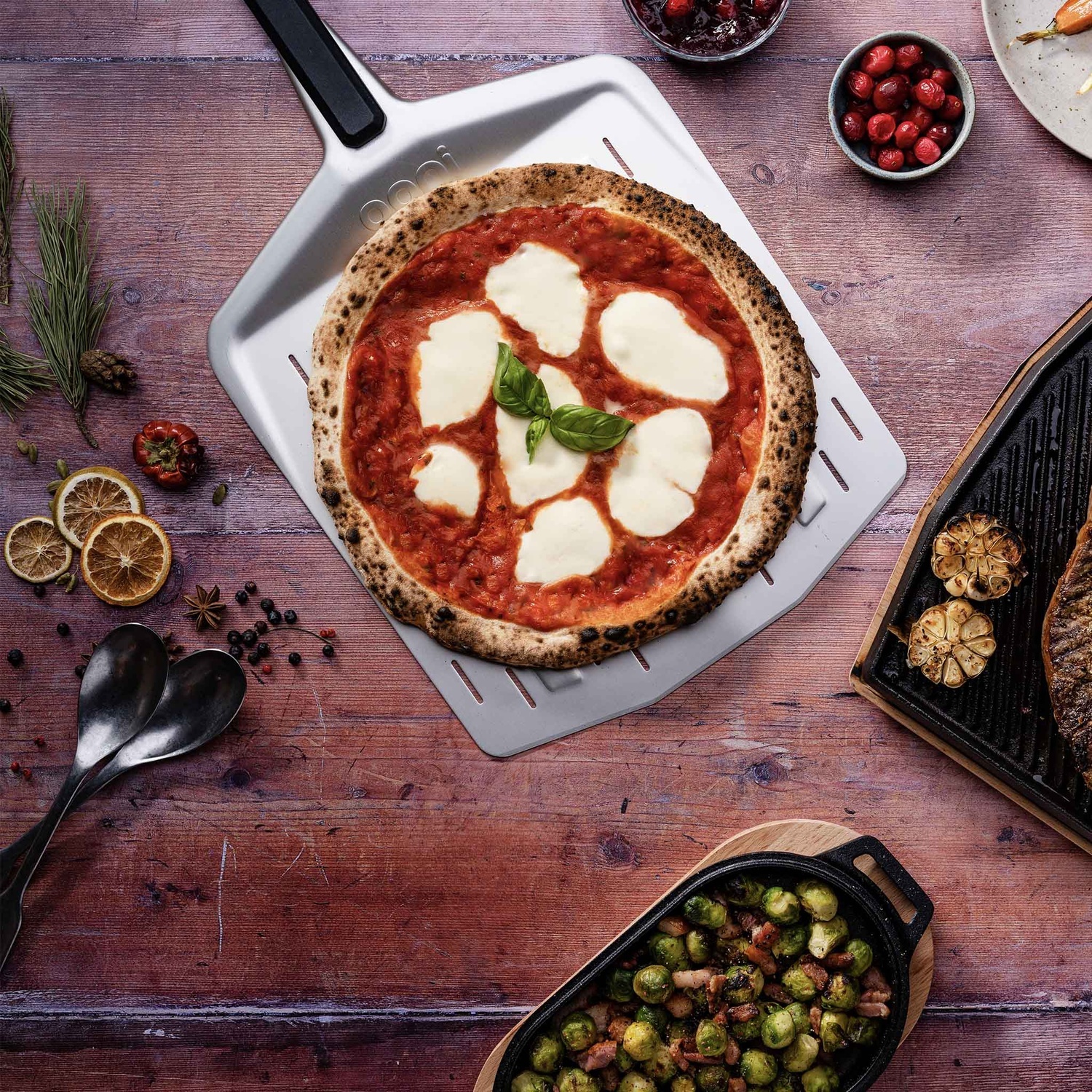 Ooni 12” Pizzaschieber perforiert