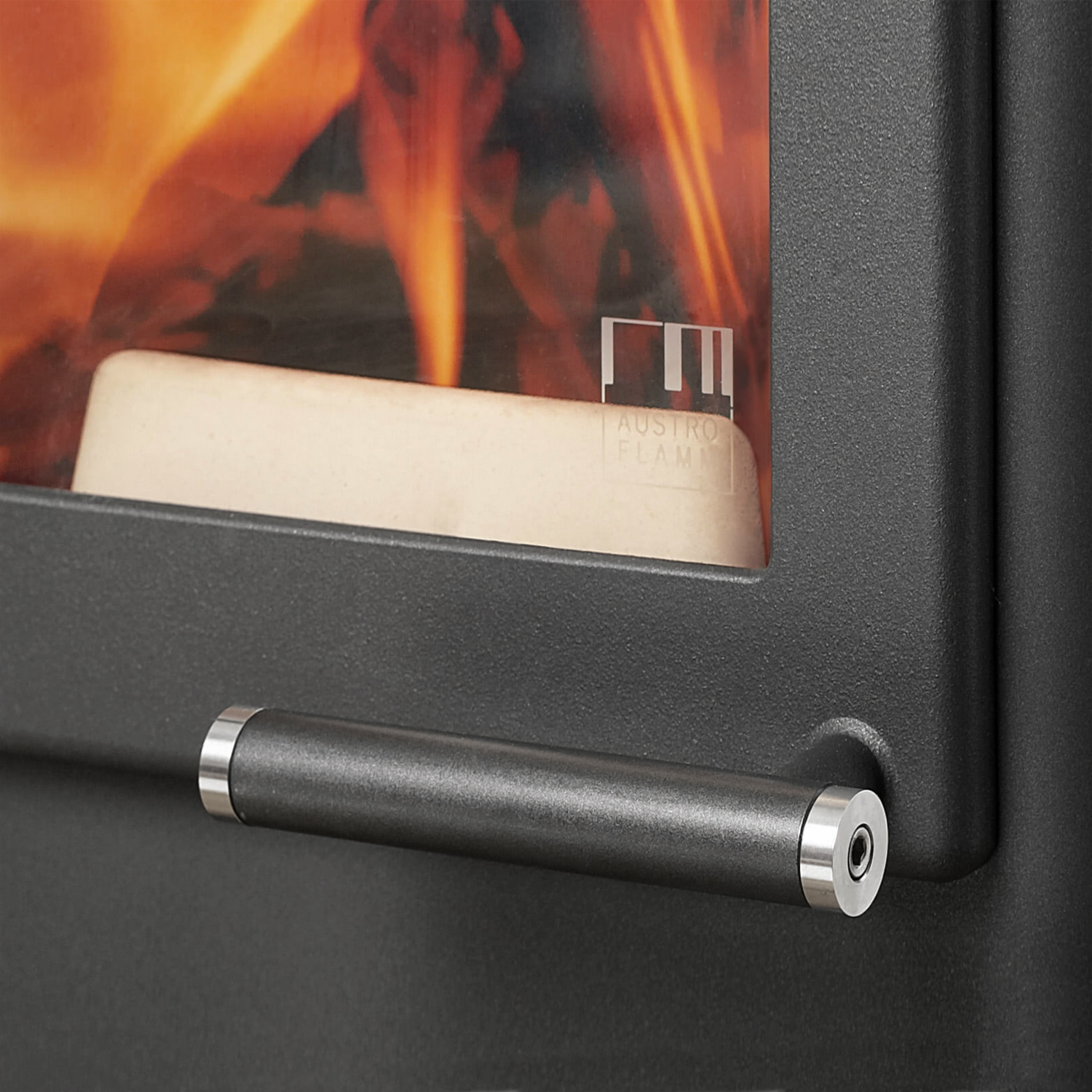 Austroflamm Lucy Cook Kaminofen Stahl gussgrau + 1 m³ Kaminholz gratis