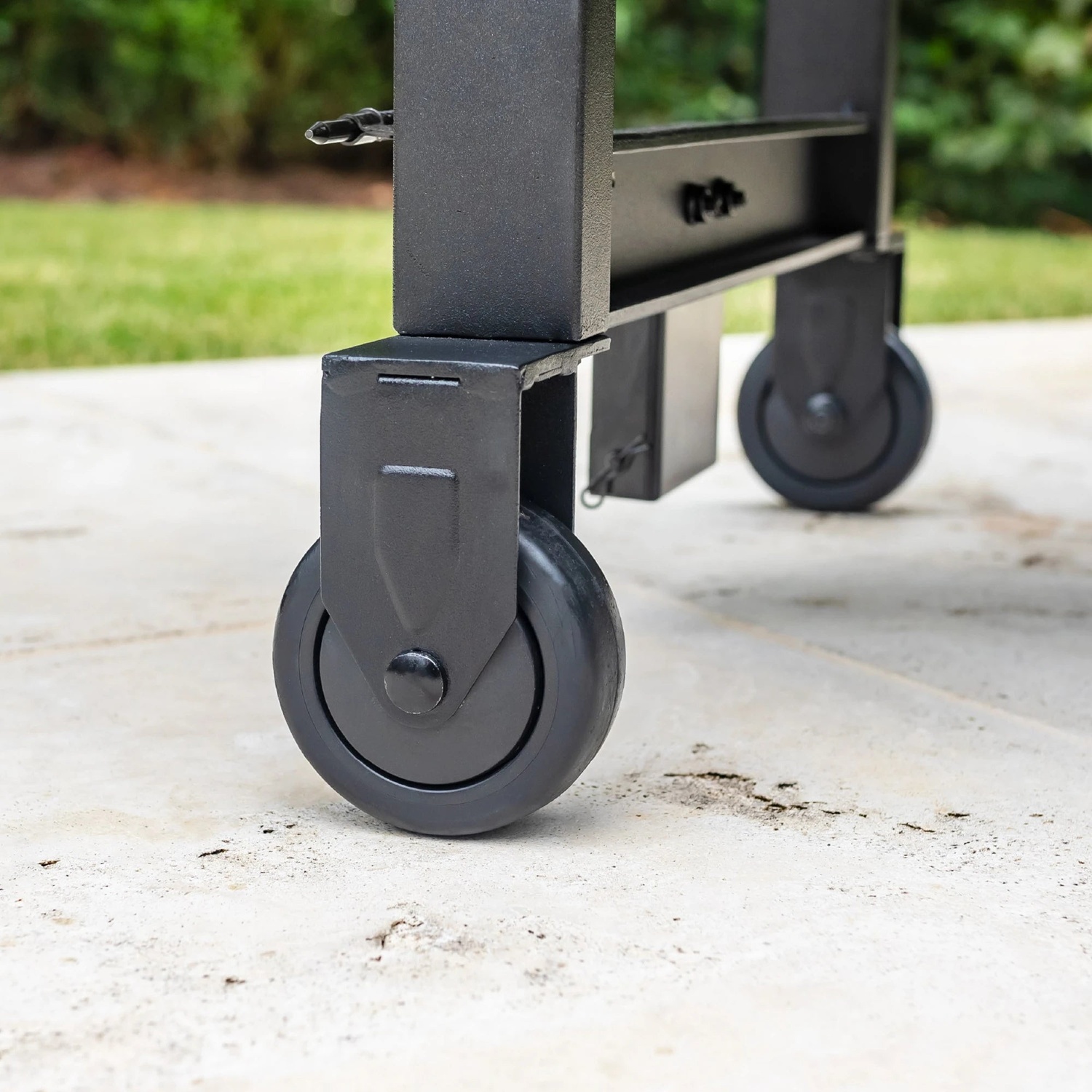 Char-Griller Flat Iron™ 3-Brenner Gas-Plancha (ohne Druckminderer)