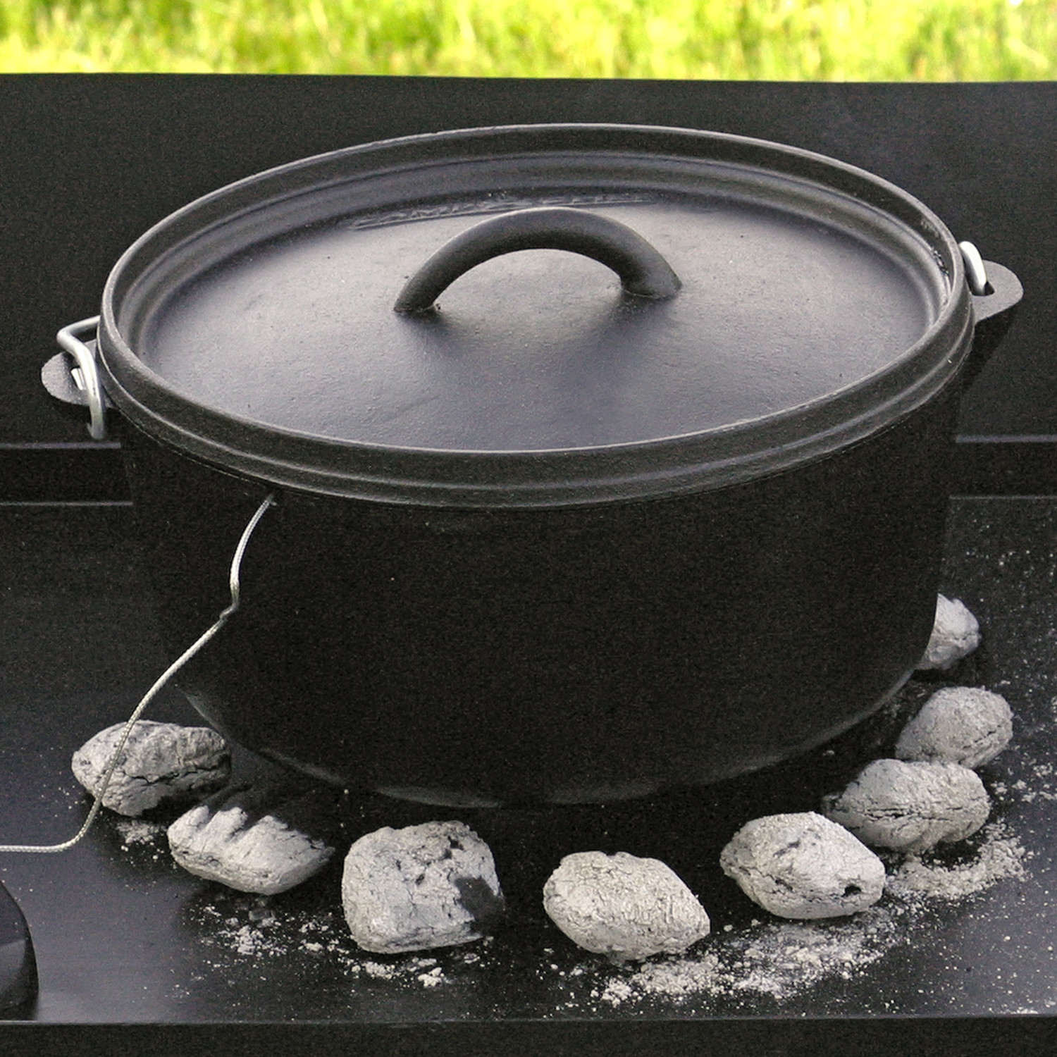 Camp Chef Classic Deep Dutch Oven SDO-10D Camp Chef Classic Deep Dutch Oven SDO-10D
