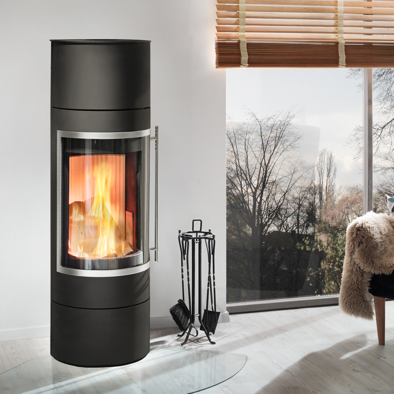 Olsberg Pular PowerBloc! Compact Kaminofen Schwarz Dekorrahmen verchromt