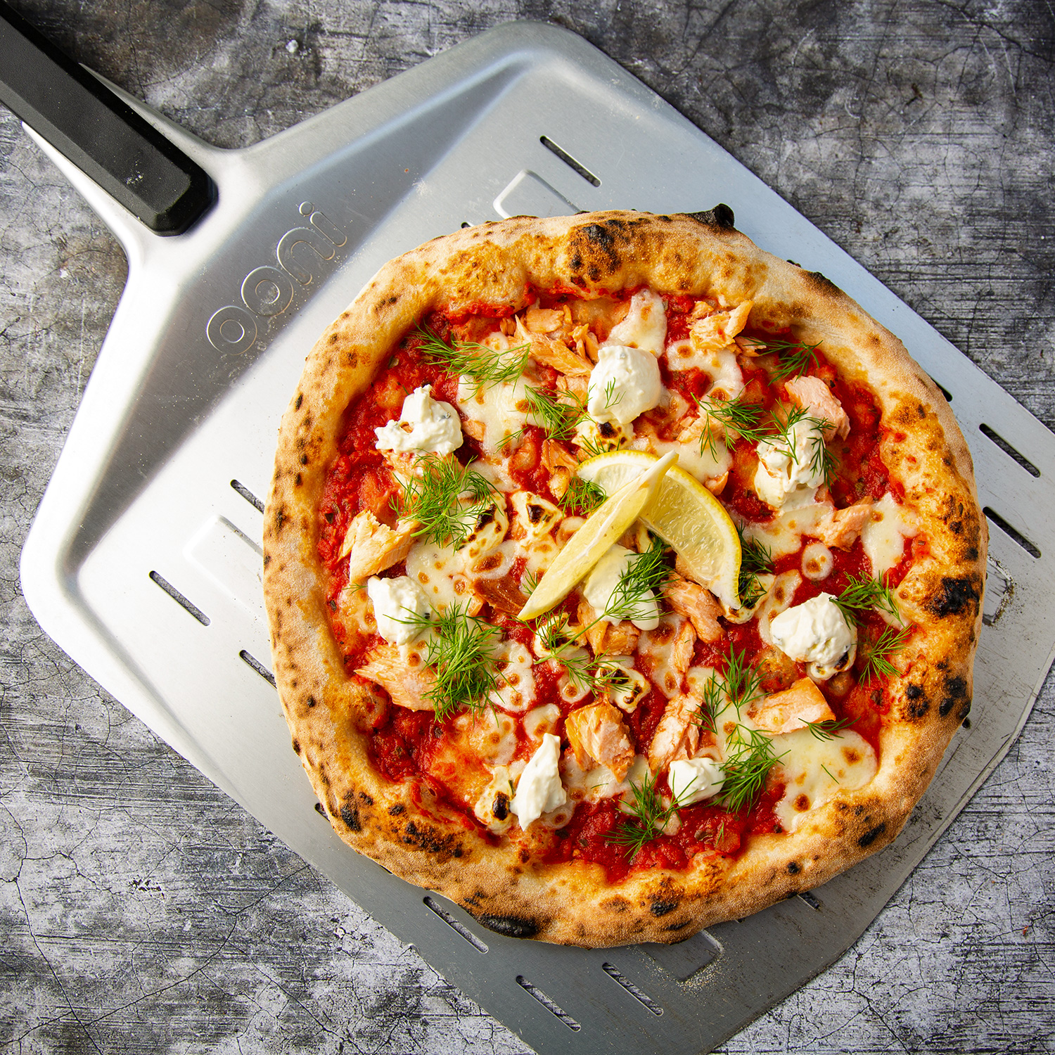 Ooni Pizzaschieber Aluminium perforiert 12" Ooni Pizzaschieber Aluminium perforiert 12"