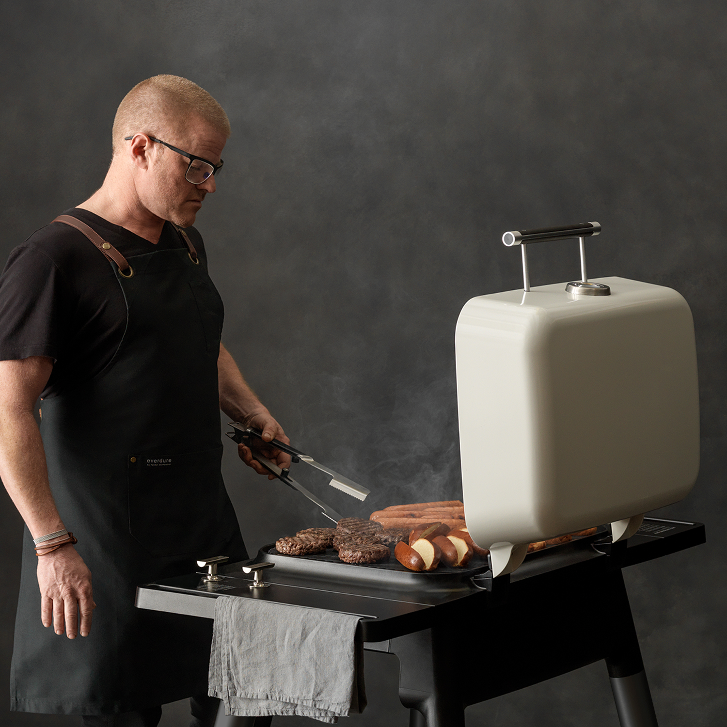 Everdure FORCE Gasgrill Stone mit Doppelboden