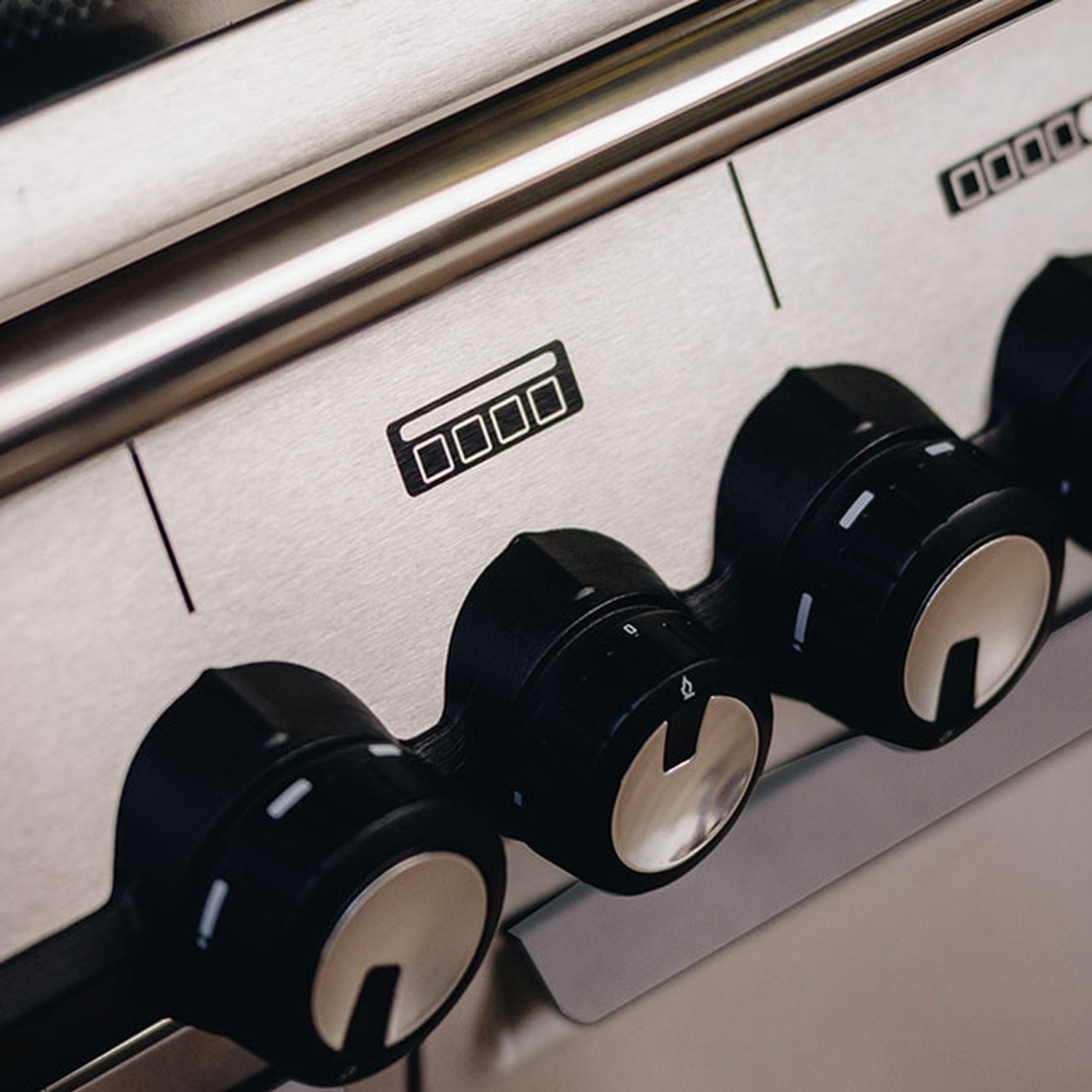 Enders Monroe Pro 4 SIKR Turbo Gasgrillstation