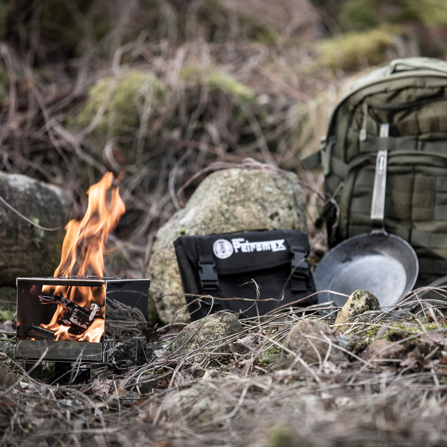 Petromax Pfannen Set aus Schmiedeeisen mit sp20, sp24 und sp28 Petromax Pfannen Set aus Schmiedeeisen mit sp20, sp24 und sp28