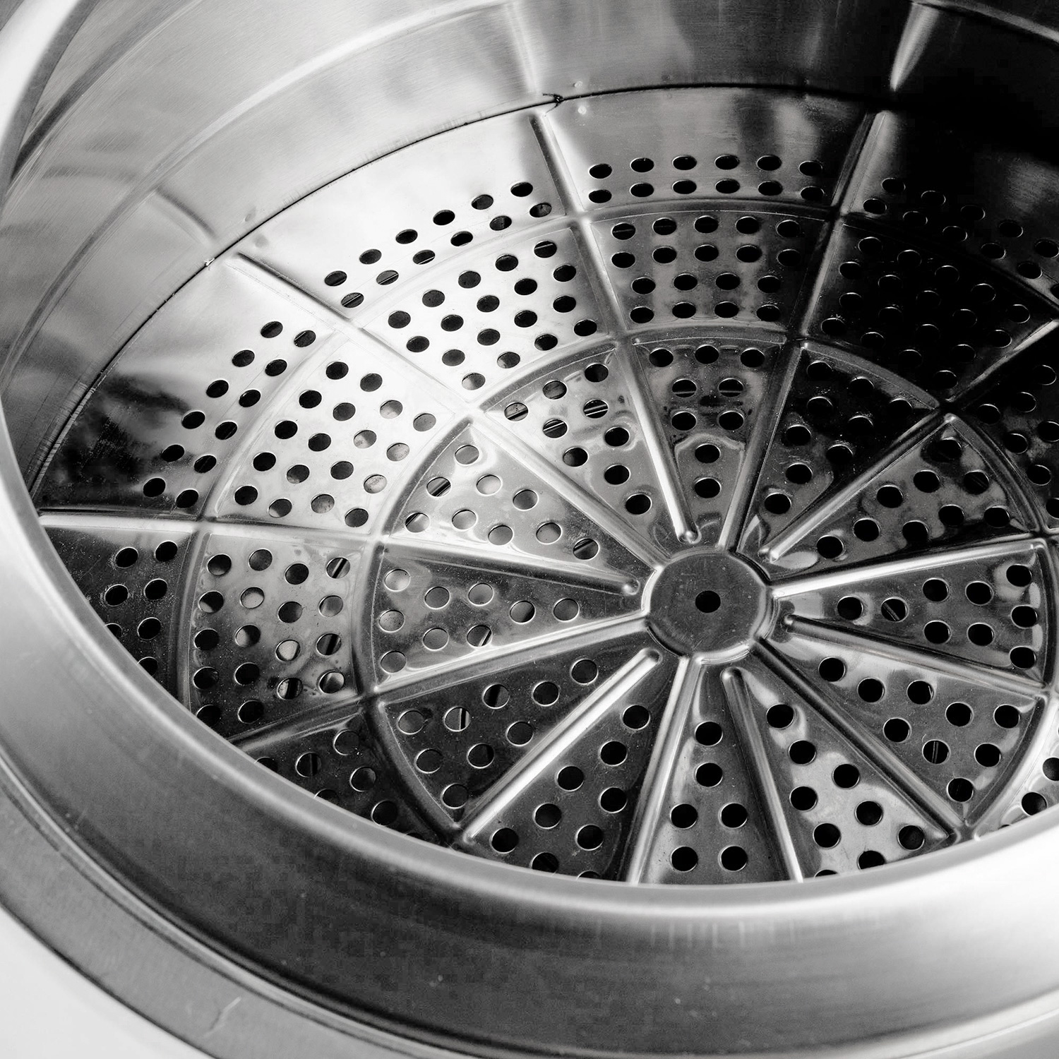 Solo Stove Yukon Feuerstelle mit Sockel Solo Stove Yukon Feuerstelle mit Sockel