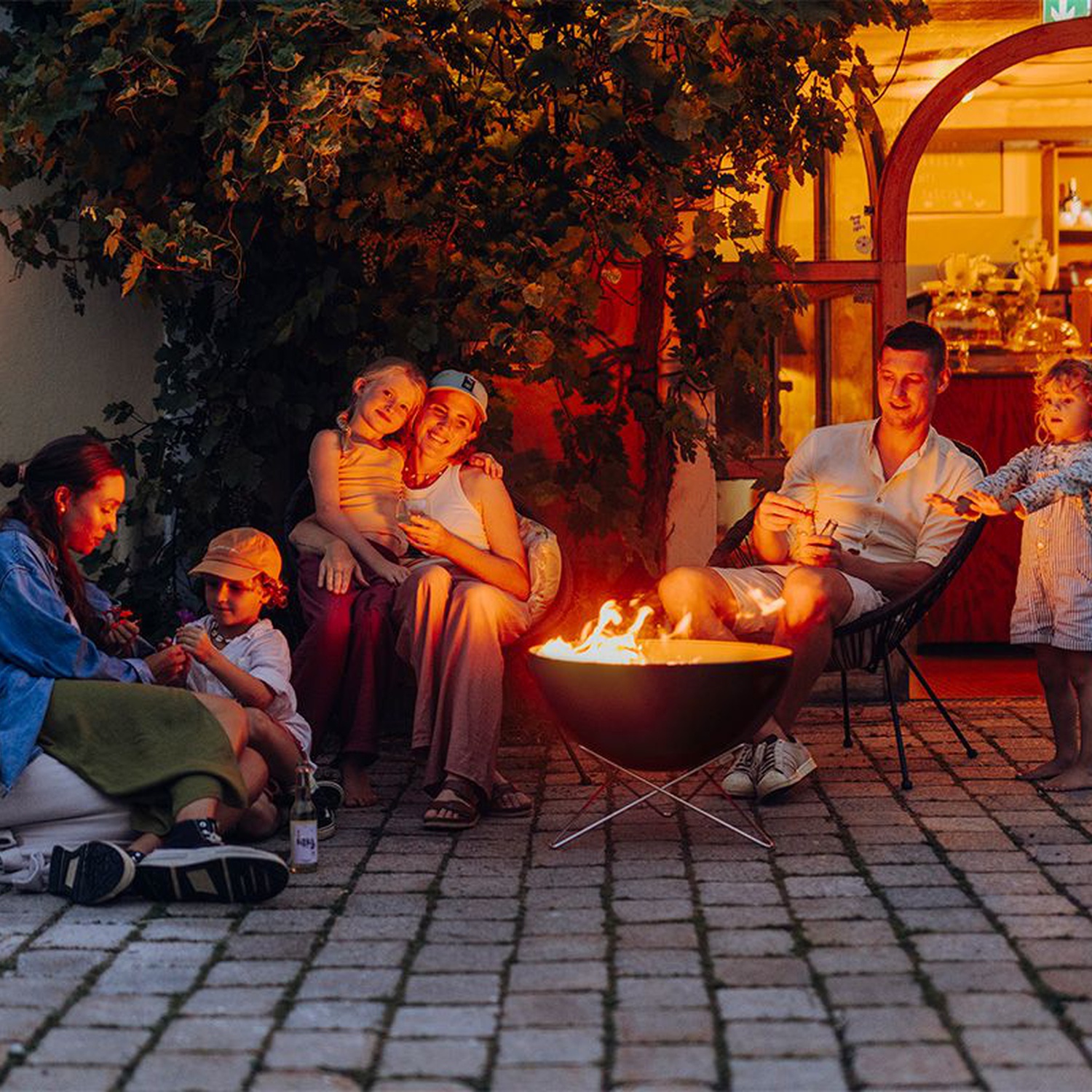 höfats BOWL 57 Feuerschale mit Sternfuß