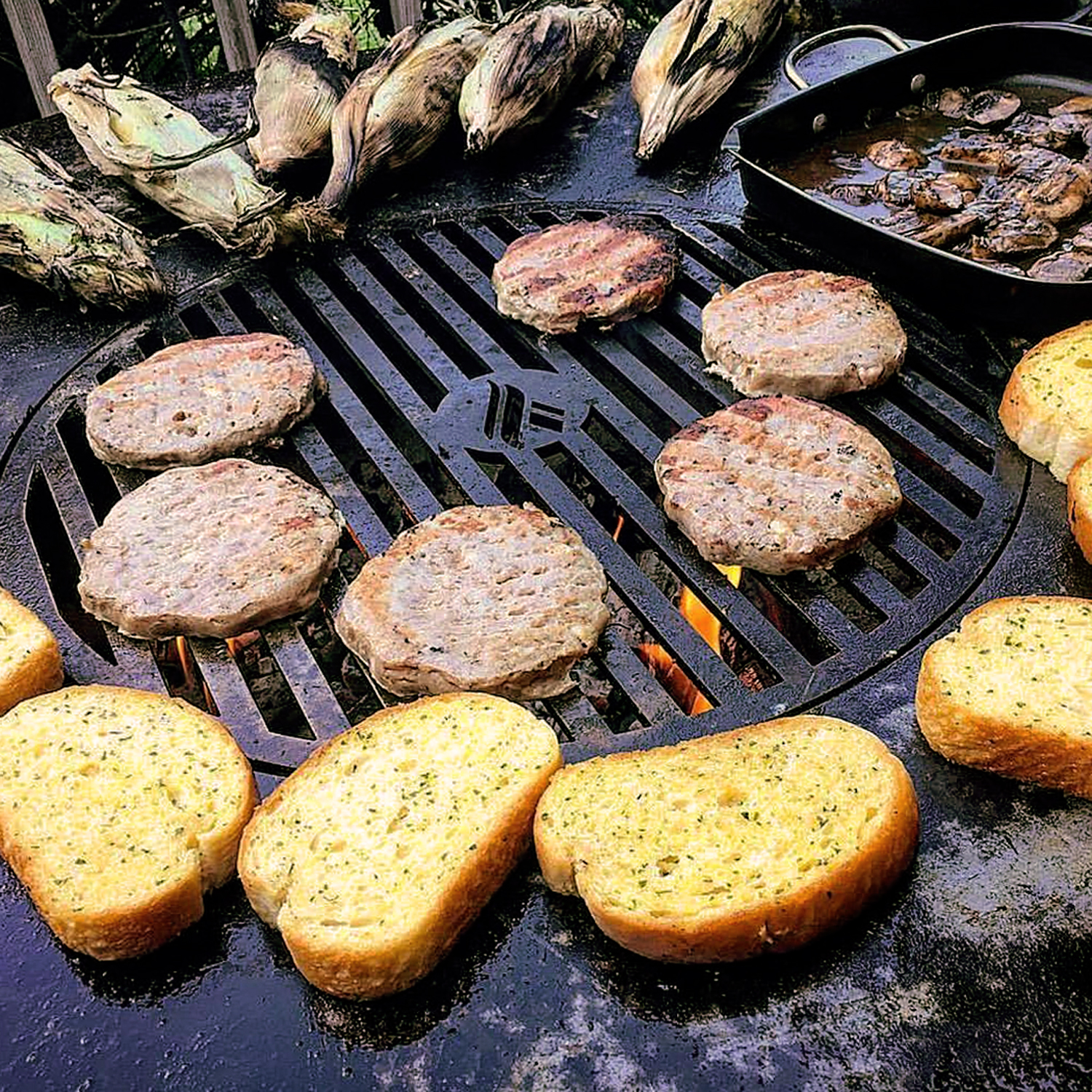 Arteflame Einsatz für Kugelgrills Ø 22" Arteflame Einsatz für Kugelgrills Ø 22"