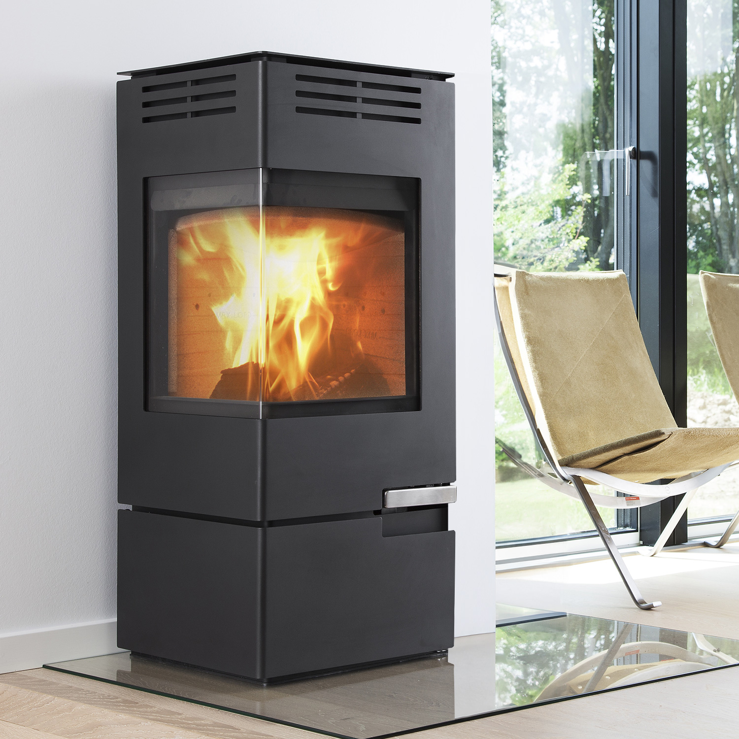 Aduro 12 Kaminofen Schwarz